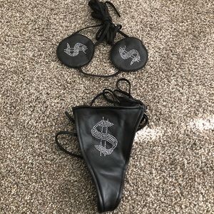 Dolls Kill Costume , Giving X Tina Vibes